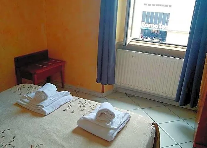 Hotel Ferrari 2*